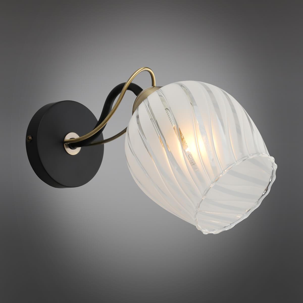 Бра OML-65501-01