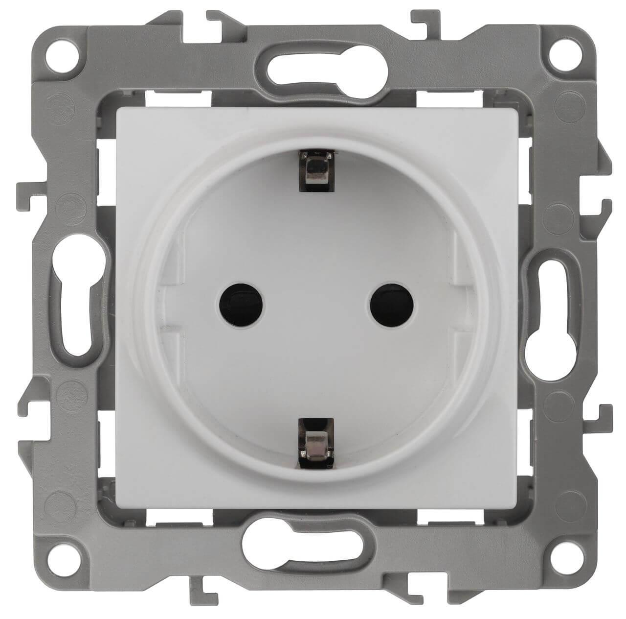 Электротовар Розетка ЭРА 12 2P E Schuko со шторками 16A 250V 12-2002-01 Б0036440 белый пластик