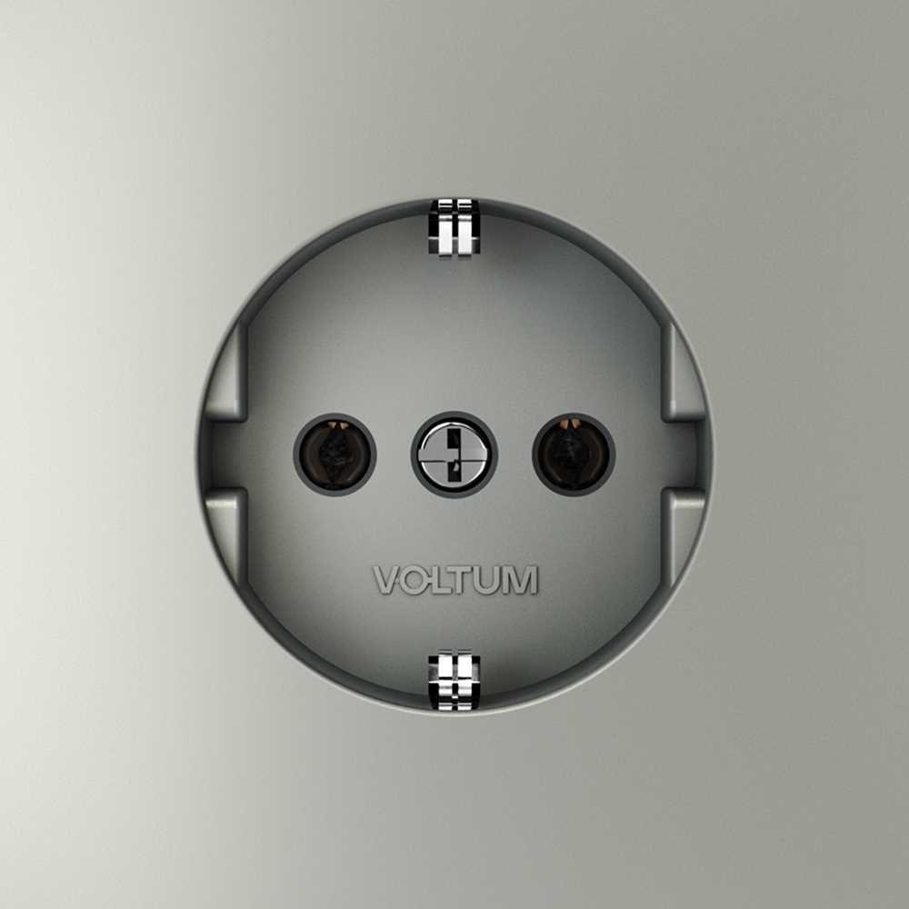 Электротовар Розетка встраиваемая Voltum S70 с заземлением 16А, (сталь) VLS040105 металлик пластик