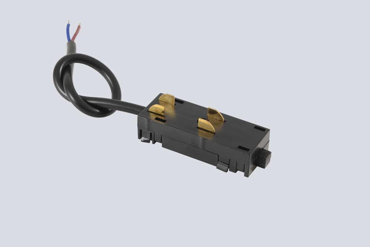 Трековые систем Питание для накладного шинопровода Crystal Lux CLT 0.205 02 L2000 BL черный металл