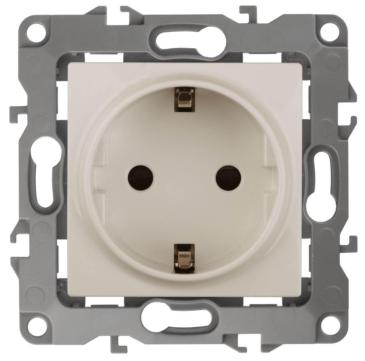 Электротовар Розетка ЭРА 12 2P E Schuko со шторками 16A 250V 12-2102-02 Б0014688 белый пластик