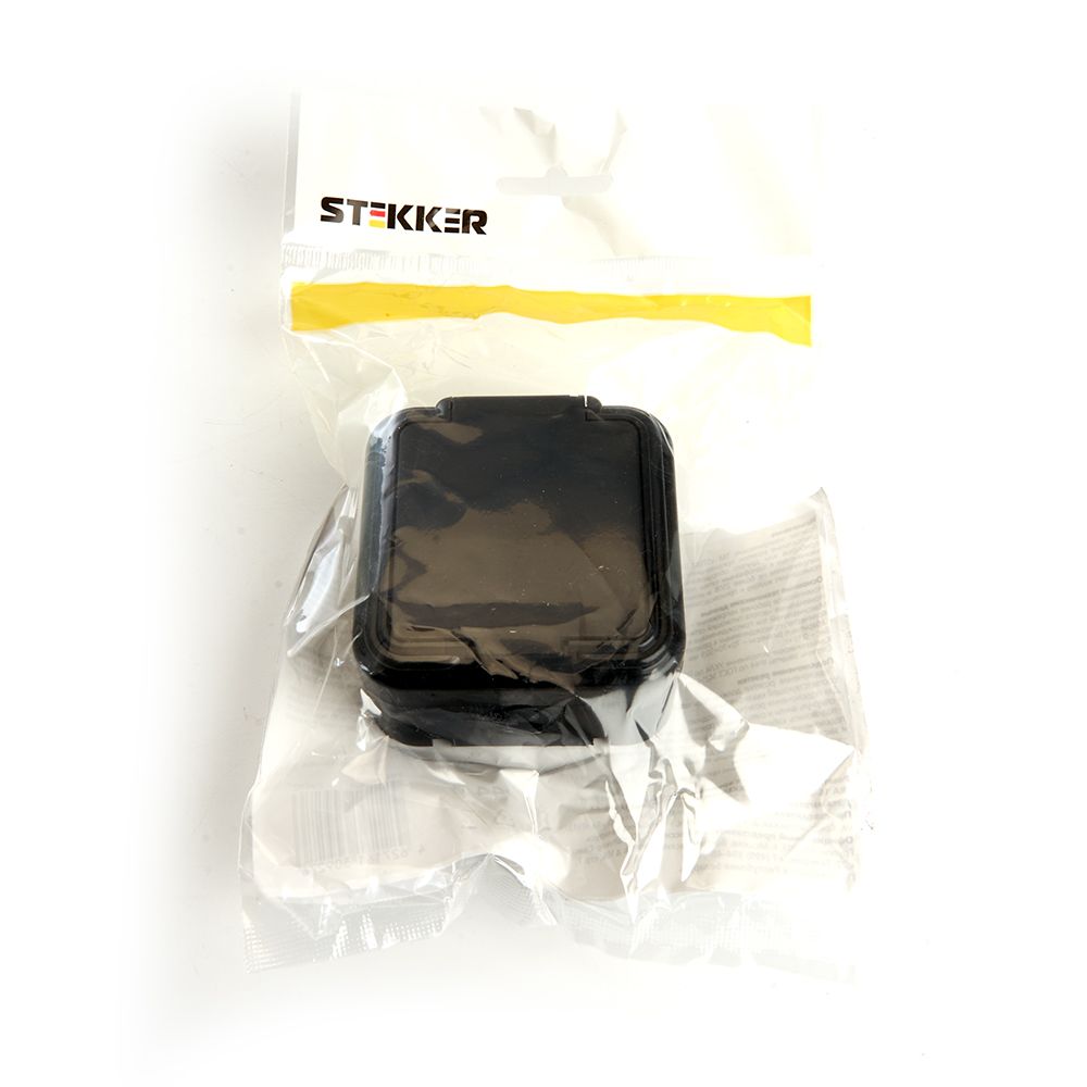 Электротовар Розетка 2P Stekker Брест с крышкой черный PST16-20-44 39692 черный пластиковые — фото 2