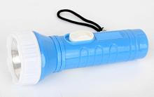 Ручной светодиодный фонарь Ultraflash Т от батареек 110х39 15 лм 828-TH 12395